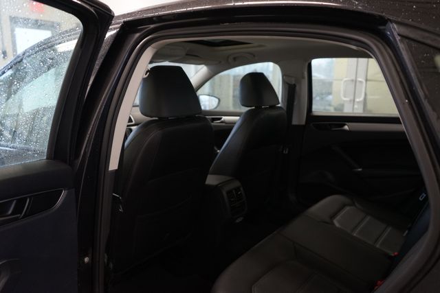 Thumbnail: 2019 Volkswagen Passat - 26
