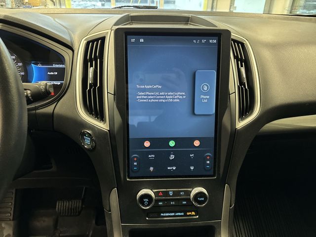 Thumbnail: 2022 Ford Edge - 22