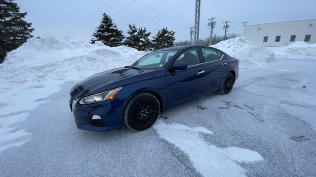 Thumbnail: 2021 Nissan Altima - 5