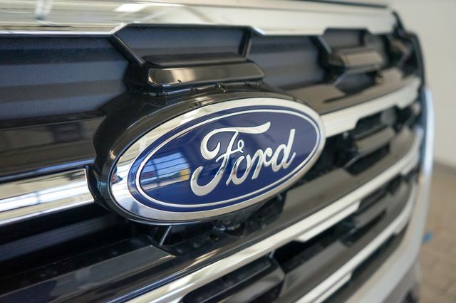Thumbnail: 2025 Ford Explorer - 19