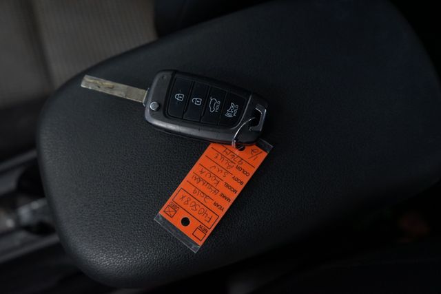 Thumbnail: 2019 Hyundai Kona - 13