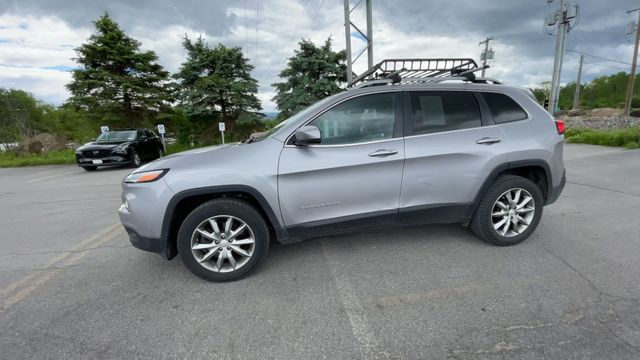 Thumbnail: 2018 Jeep Cherokee - 6