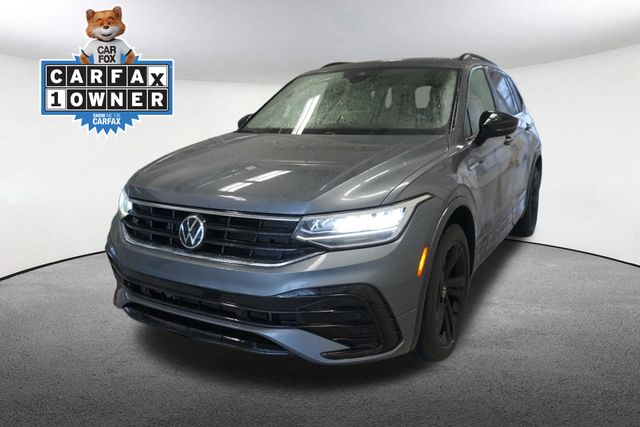 Thumbnail: 2023 Volkswagen Tiguan - 1