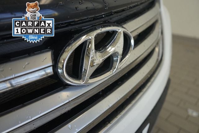 Thumbnail: 2016 Hyundai Santa Fe - 18