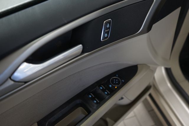 Thumbnail: 2019 Ford Fusion - 20