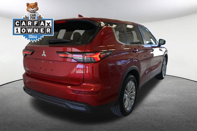 Thumbnail: 2025 Mitsubishi Outlander - 13