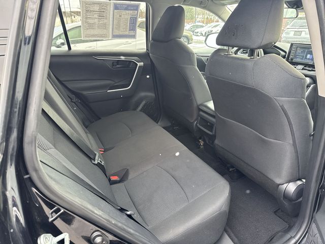 Thumbnail: 2021 Toyota RAV4 - 20