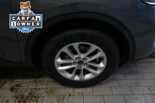 Thumbnail: 2022 Ford Escape - 15