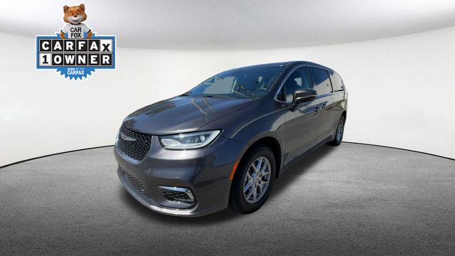 Thumbnail: 2023 Chrysler Pacifica - 5