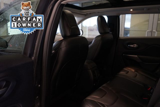 Thumbnail: 2022 Jeep Cherokee - 28