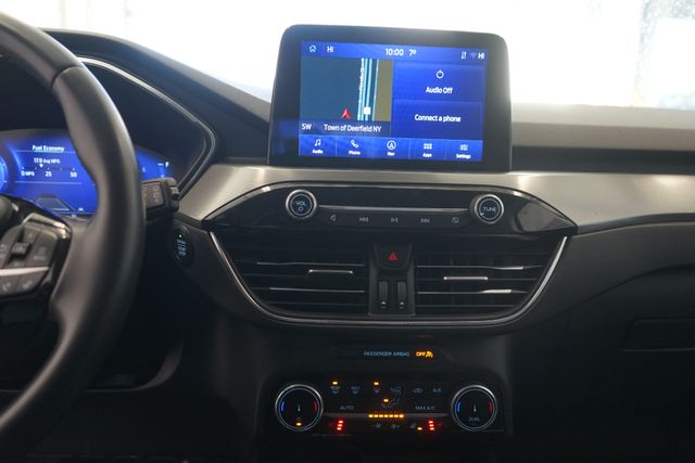 Thumbnail: 2022 Ford Escape - 21