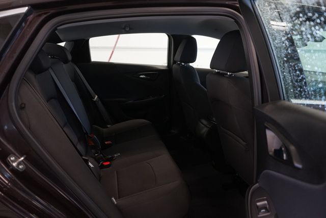 Thumbnail: 2021 Chevrolet Malibu - 31