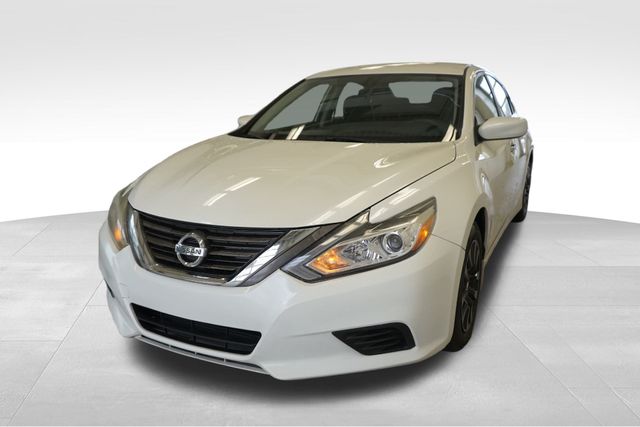 2016 Nissan Altima S -
                  Utica, NY