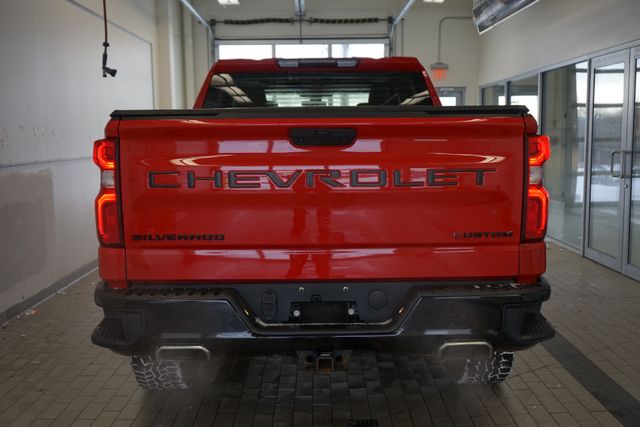 Thumbnail: 2021 Chevrolet Silverado 1500 - 12