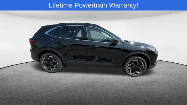 Thumbnail: 2025 Ford Escape - 9