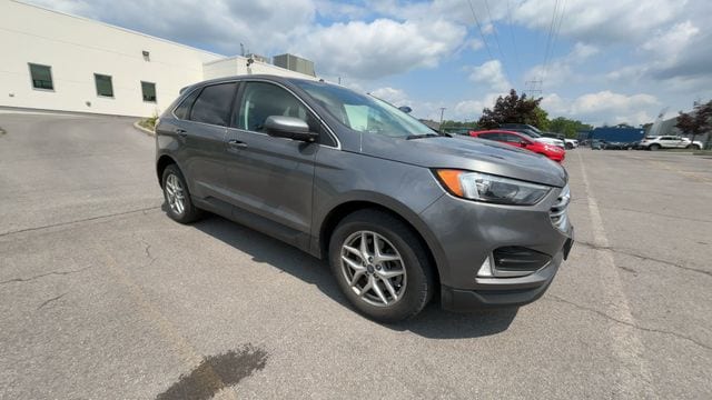 Thumbnail: 2022 Ford Edge - 2