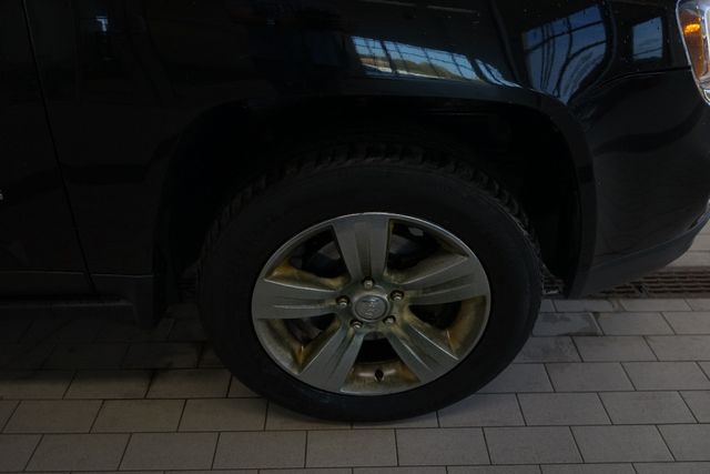 Thumbnail: 2015 Jeep Compass - 15