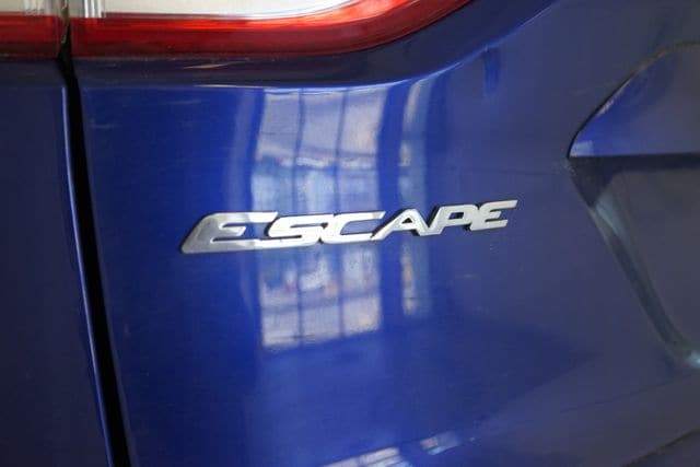 Thumbnail: 2014 Ford Escape - 13