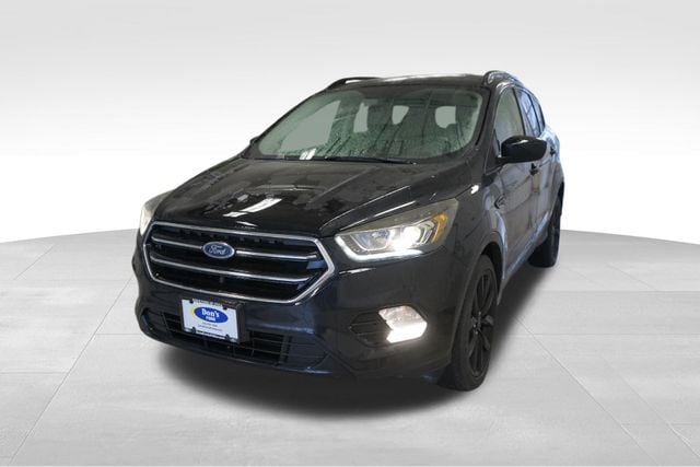 Thumbnail: 2019 Ford Escape - 1