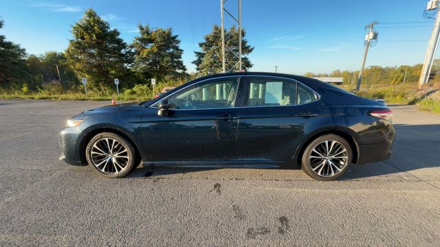 Thumbnail: 2018 Toyota Camry - 5