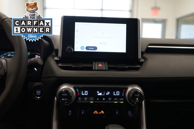 Thumbnail: 2025 Toyota RAV4 - 21