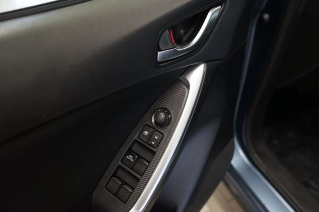 Thumbnail: 2016 Mazda CX-5 - 11