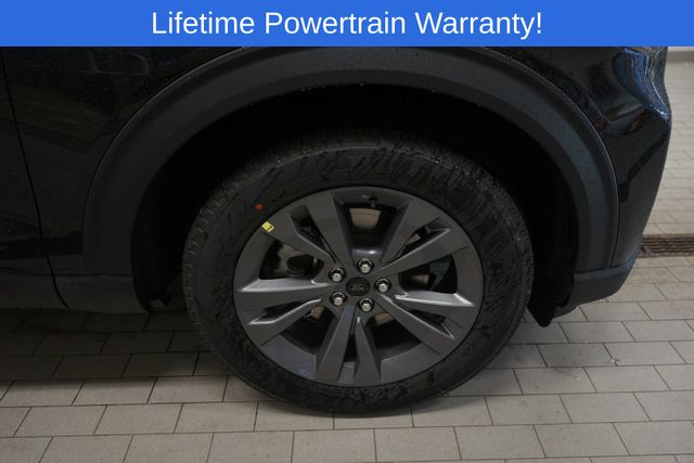 Thumbnail: 2025 Ford Explorer - 8