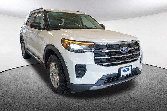 2025 Ford Explorer Active 9