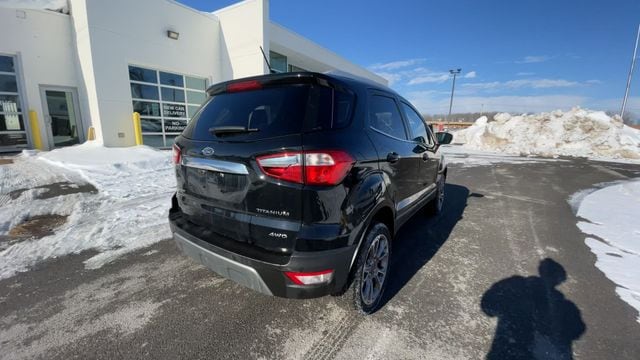 Thumbnail: 2022 Ford EcoSport - 9