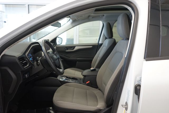 Thumbnail: 2022 Ford Escape - 20