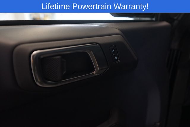 Thumbnail: 2025 Ford Bronco - 19