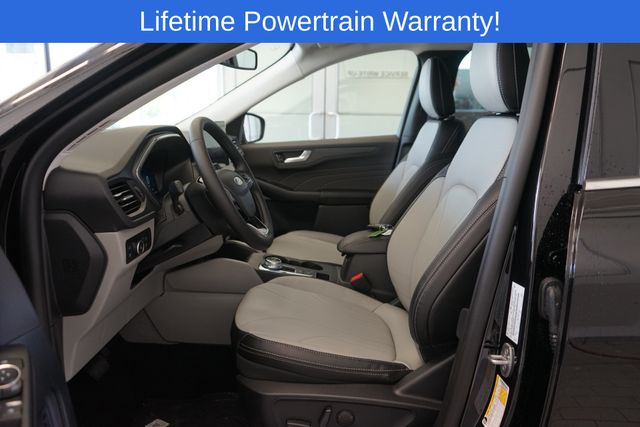 Thumbnail: 2025 Ford Escape - 20