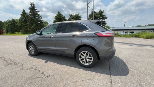 Thumbnail: 2022 Ford Edge - 7