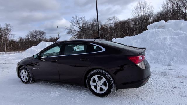 Thumbnail: 2021 Chevrolet Malibu - 7