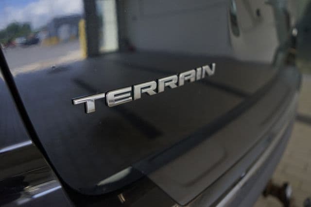 Thumbnail: 2016 GMC Terrain - 13