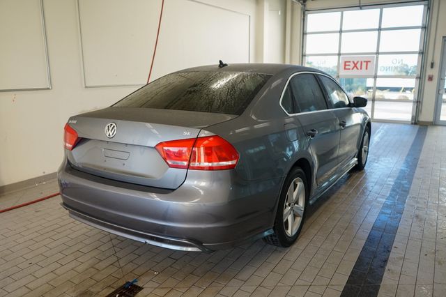 Thumbnail: 2013 Volkswagen Passat - 5