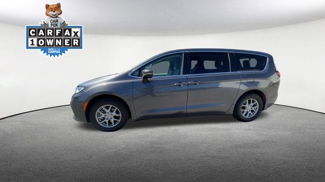 Thumbnail: 2023 Chrysler Pacifica - 6