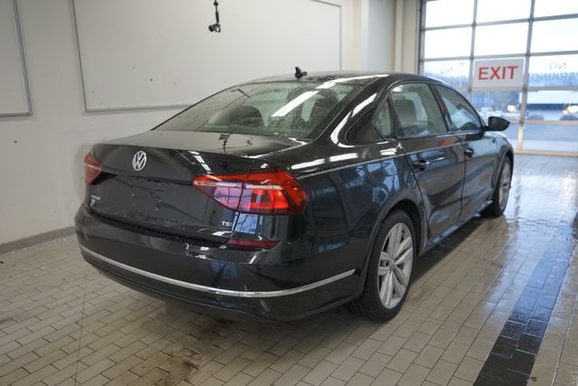 Thumbnail: 2019 Volkswagen Passat - 13