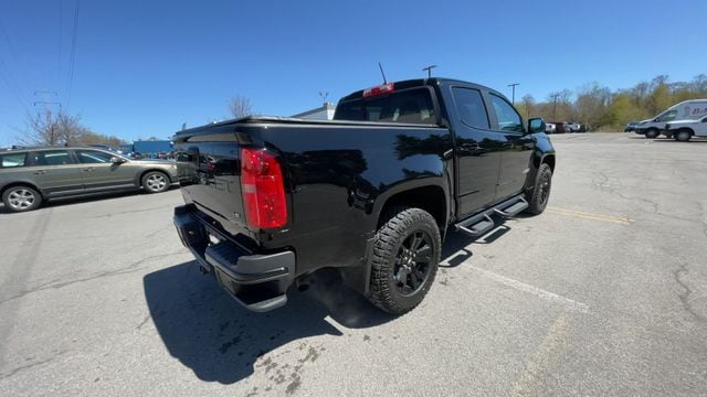 Thumbnail: 2022 Chevrolet Colorado - 9