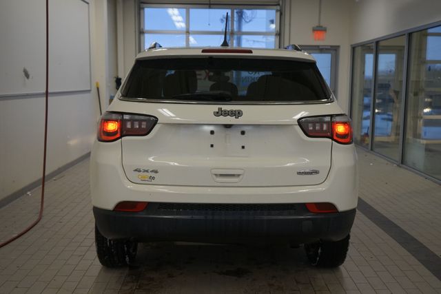 Thumbnail: 2018 Jeep Compass - 12