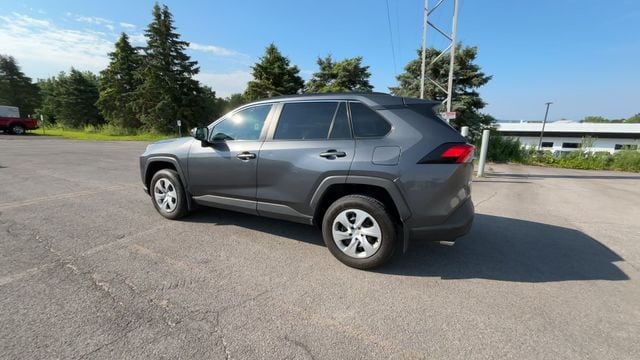 Thumbnail: 2020 Toyota RAV4 - 6