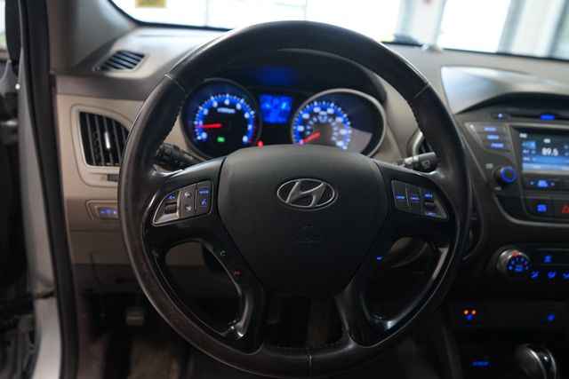 Thumbnail: 2015 Hyundai Tucson - 21