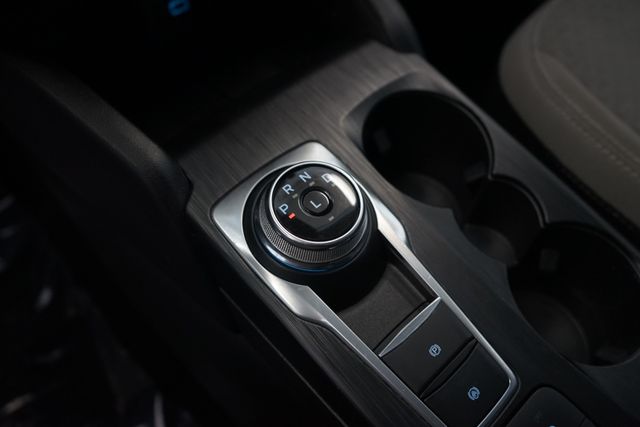 Thumbnail: 2022 Ford Escape - 25