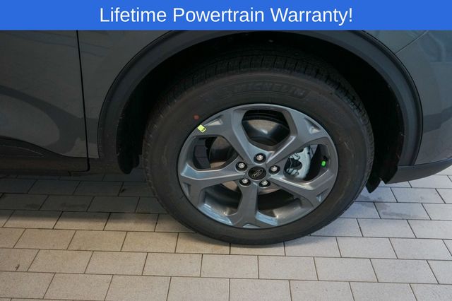 Thumbnail: 2025 Ford Escape - 8