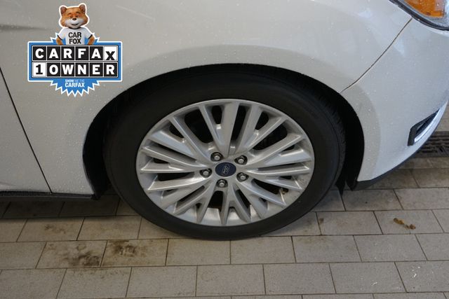 Thumbnail: 2016 Ford Focus - 15