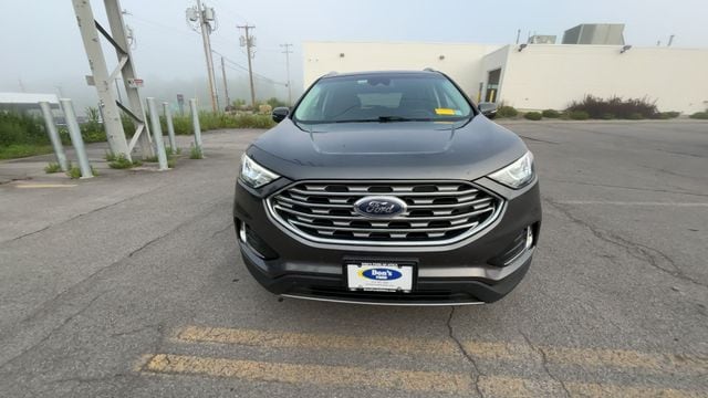 Thumbnail: 2019 Ford Edge - 3