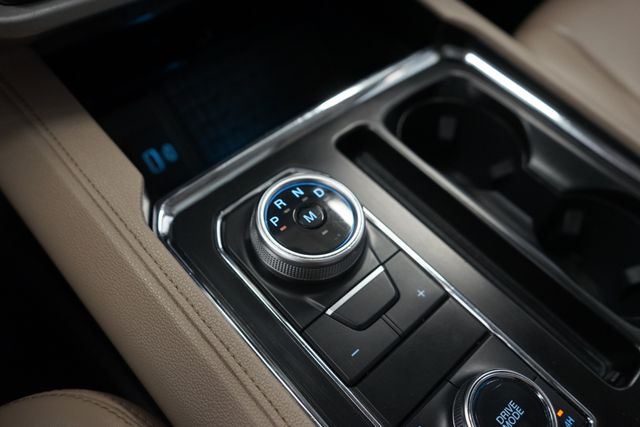 Thumbnail: 2022 Ford Expedition MAX - 17