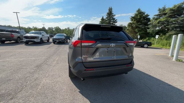 Thumbnail: 2020 Toyota RAV4 - 7