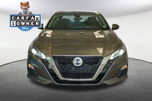 Thumbnail: 2022 Nissan Altima - 17