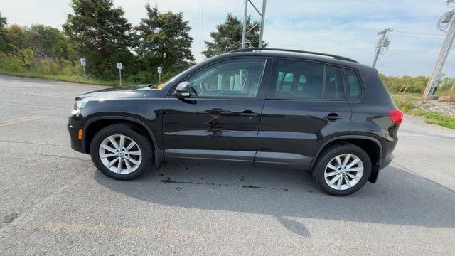 Thumbnail: 2015 Volkswagen Tiguan - 6